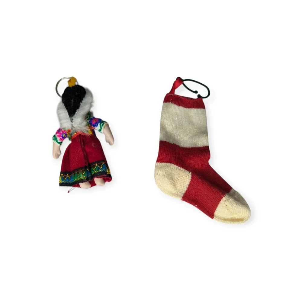 Group of 6 Christmas Ornaments